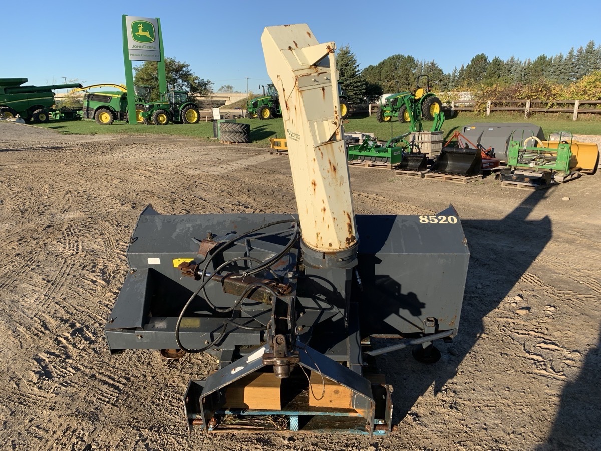 Farm King 8250 Image 1