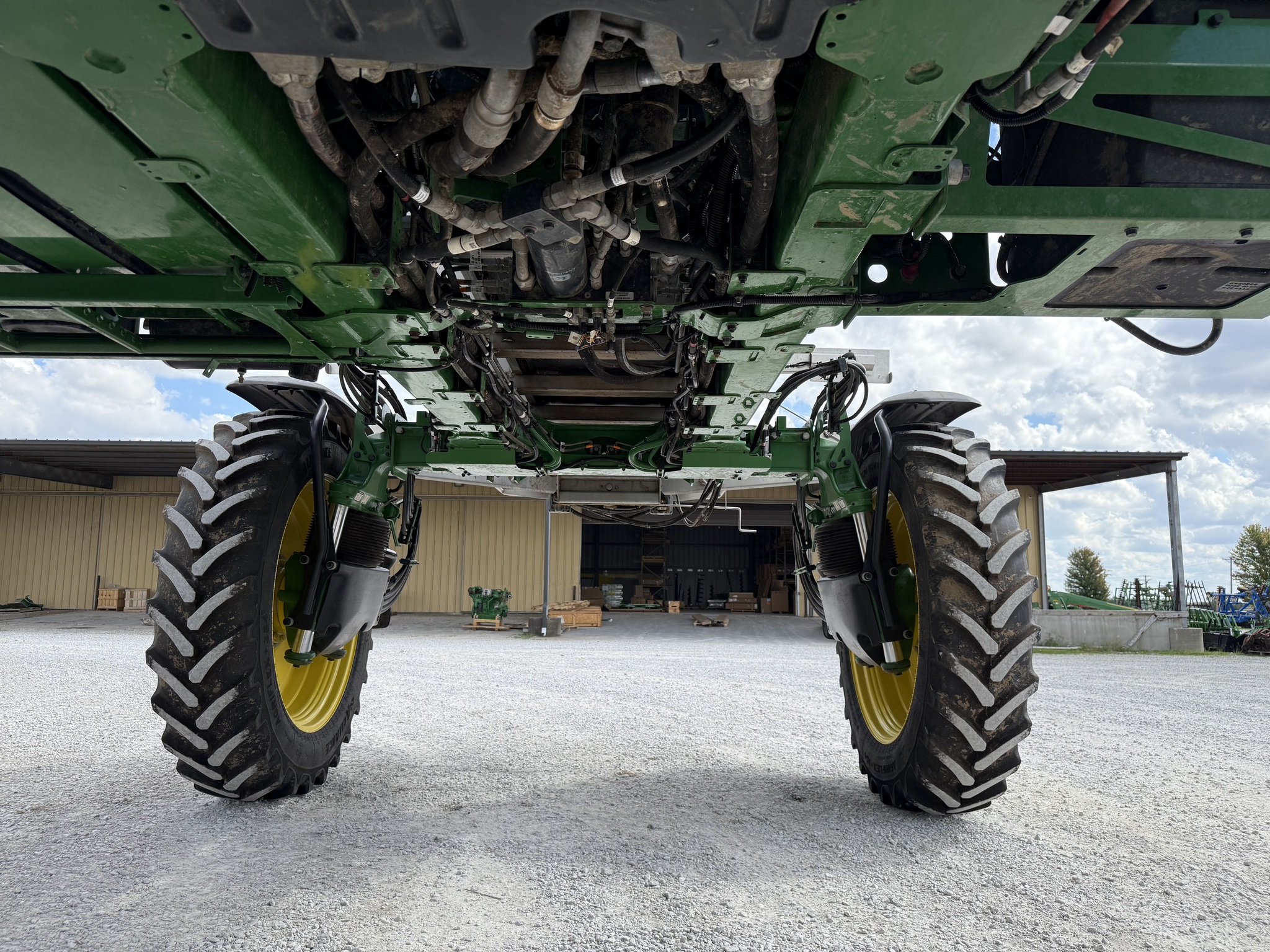 2025 John Deere 400R at Heritage Tractor in Nevada, MO