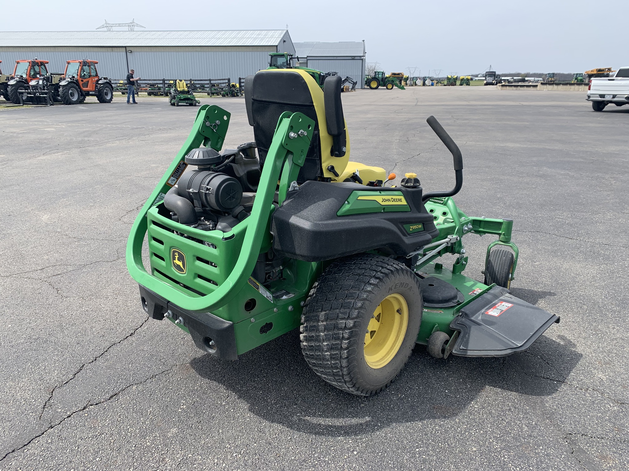 2023 John Deere Z950M Image 3