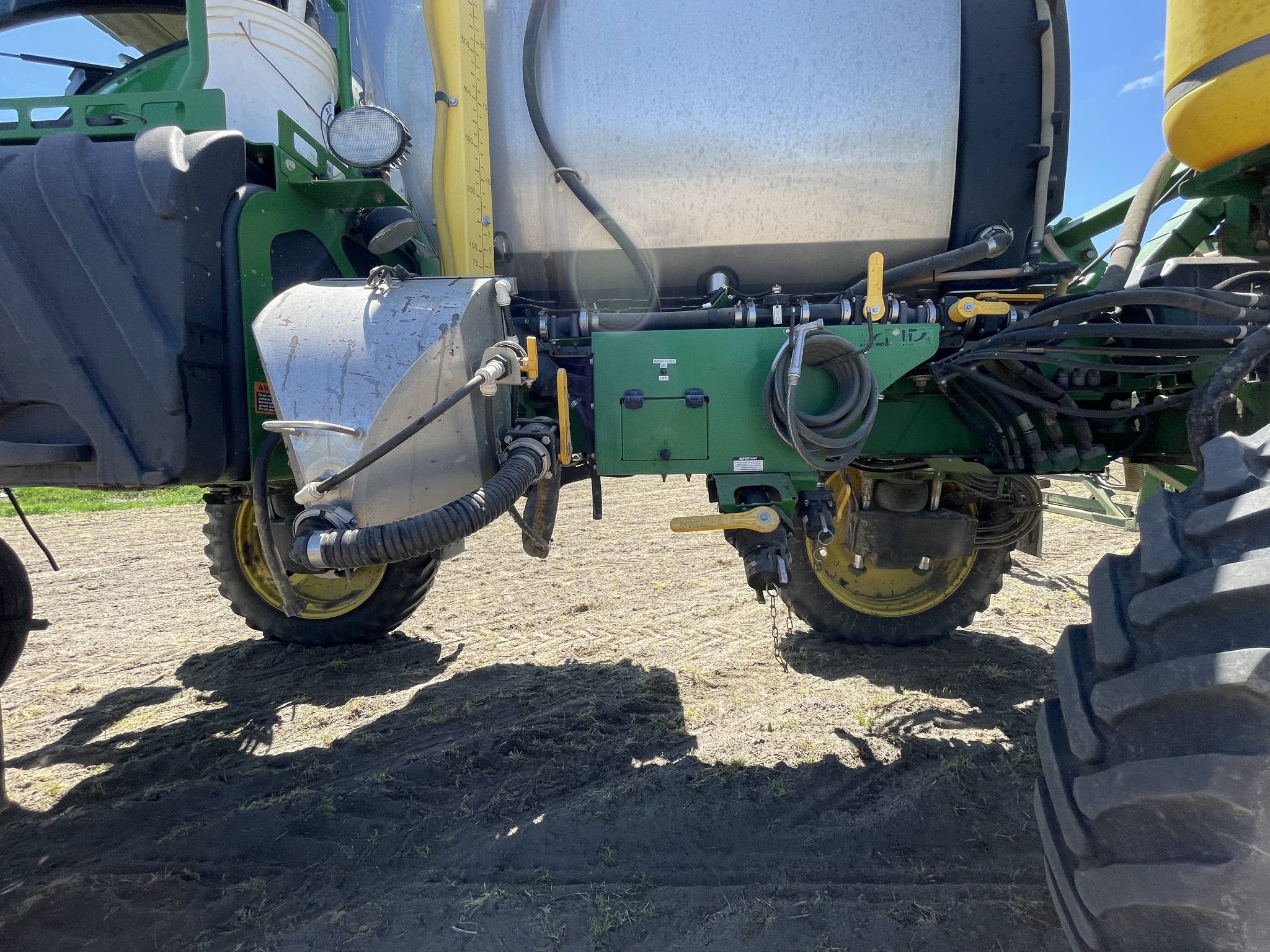 2019 John Deere R4038 Image 6
