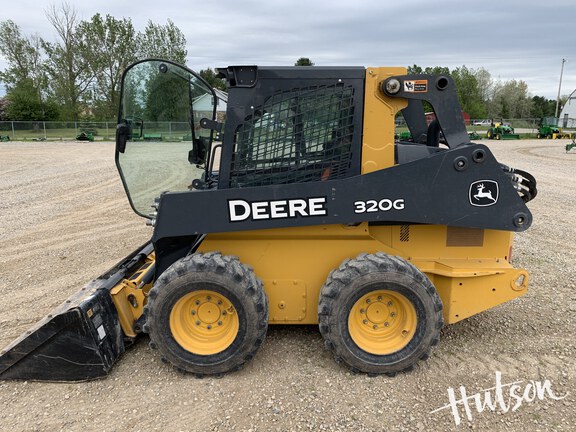 Photo of 2019 John Deere 320G