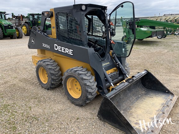 Photo of 2019 John Deere 320G