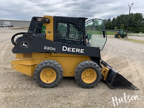 Photo of 2019 John Deere 320G