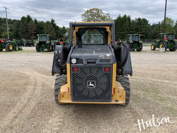 Photo of 2019 John Deere 320G