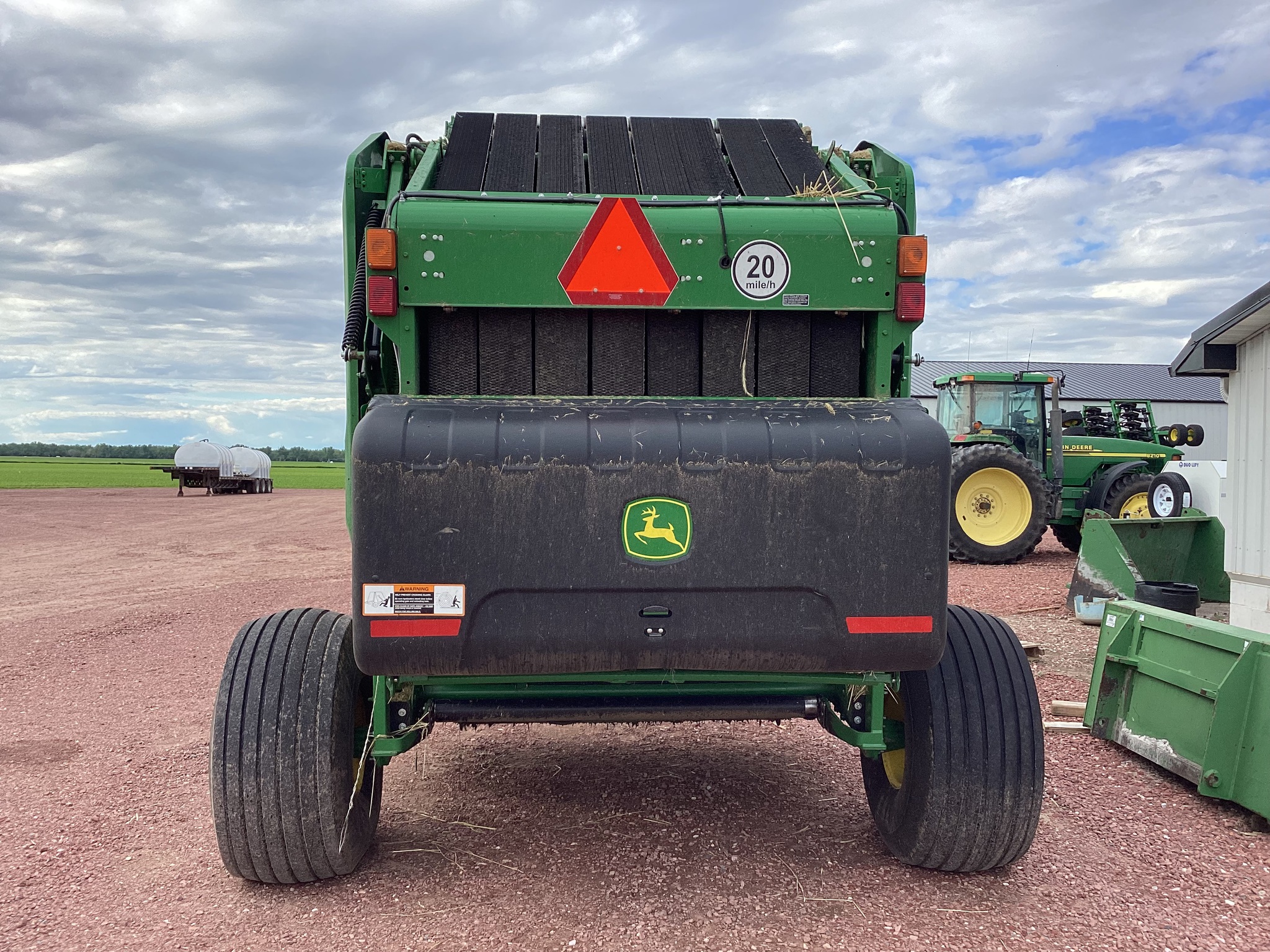 2024 John Deere 561R Image 8