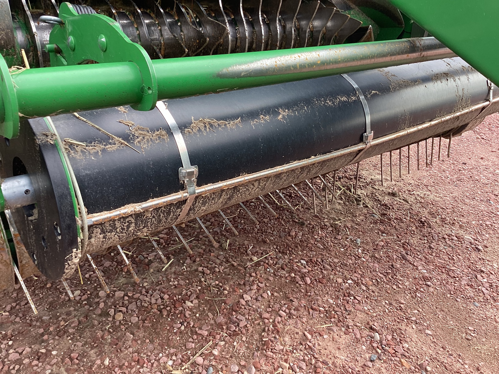 2024 John Deere 561R Image 13