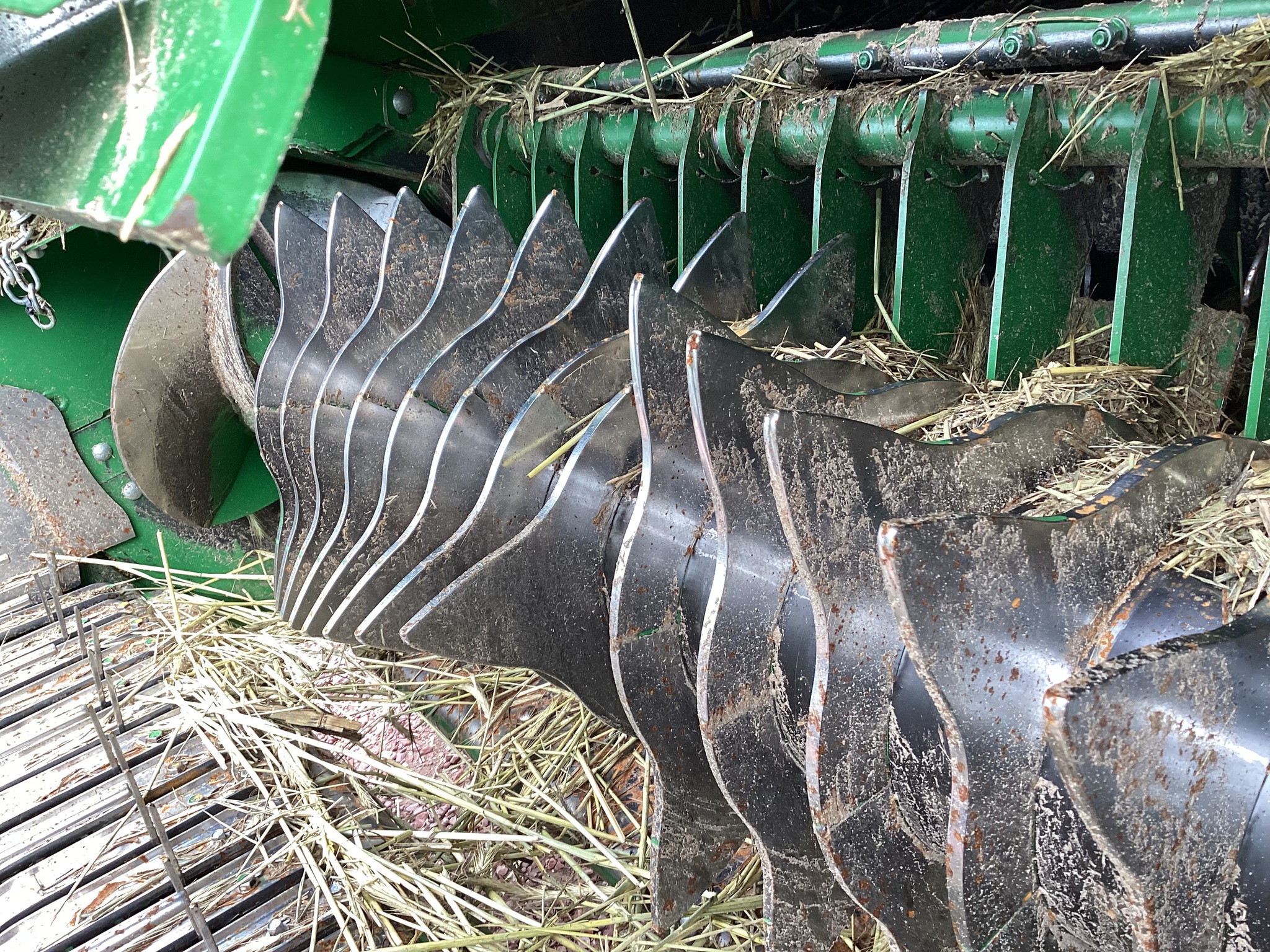 2024 John Deere 561R Image 17