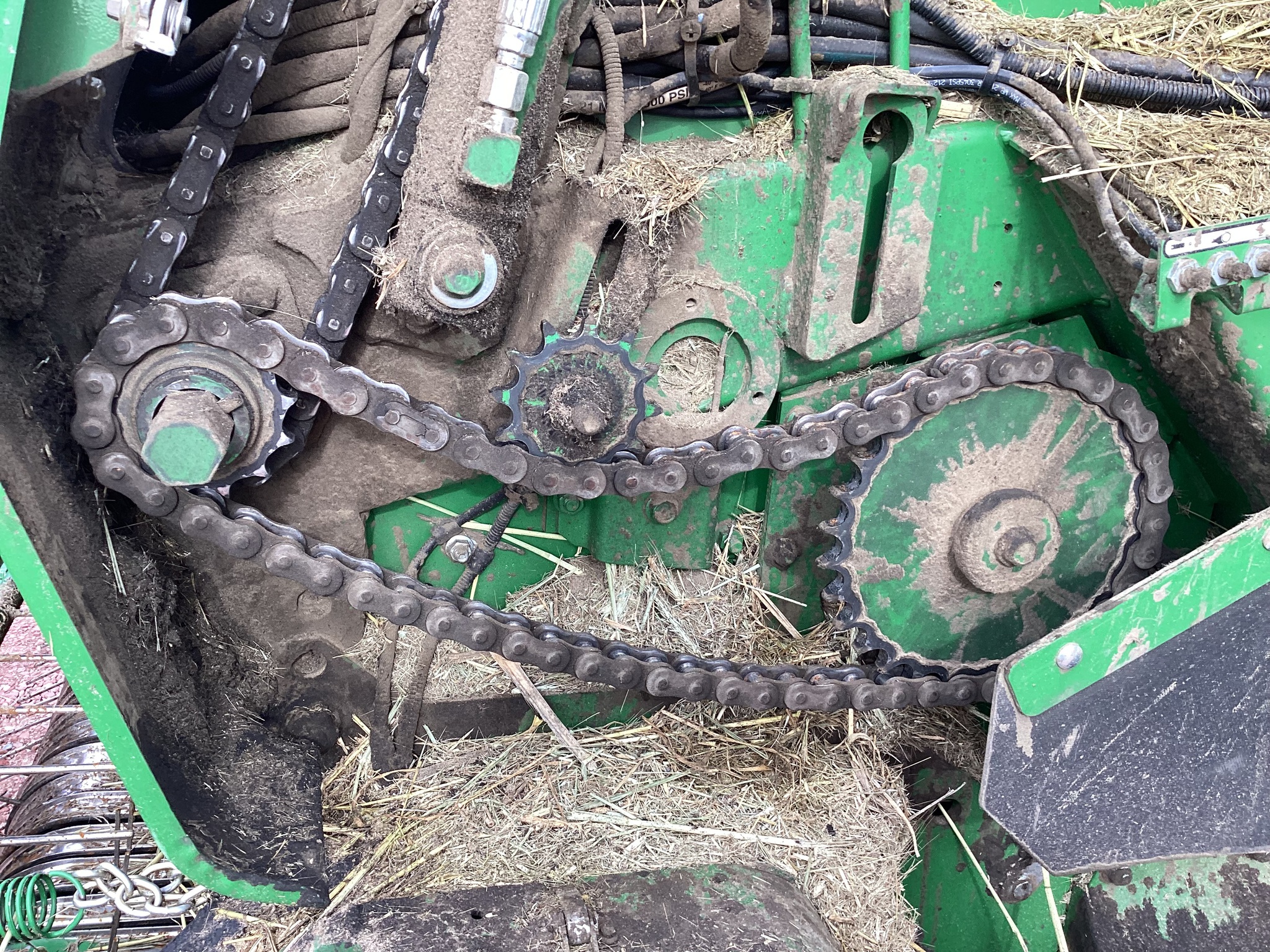 2024 John Deere 561R Image 25