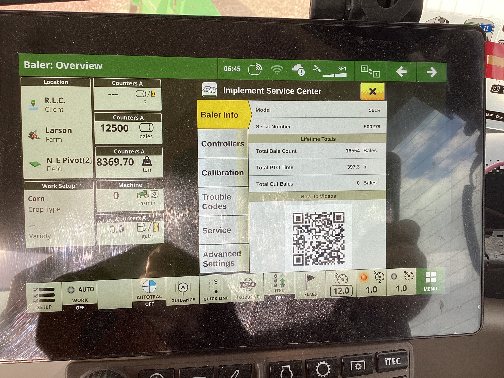 2024 John Deere 561R Image 35