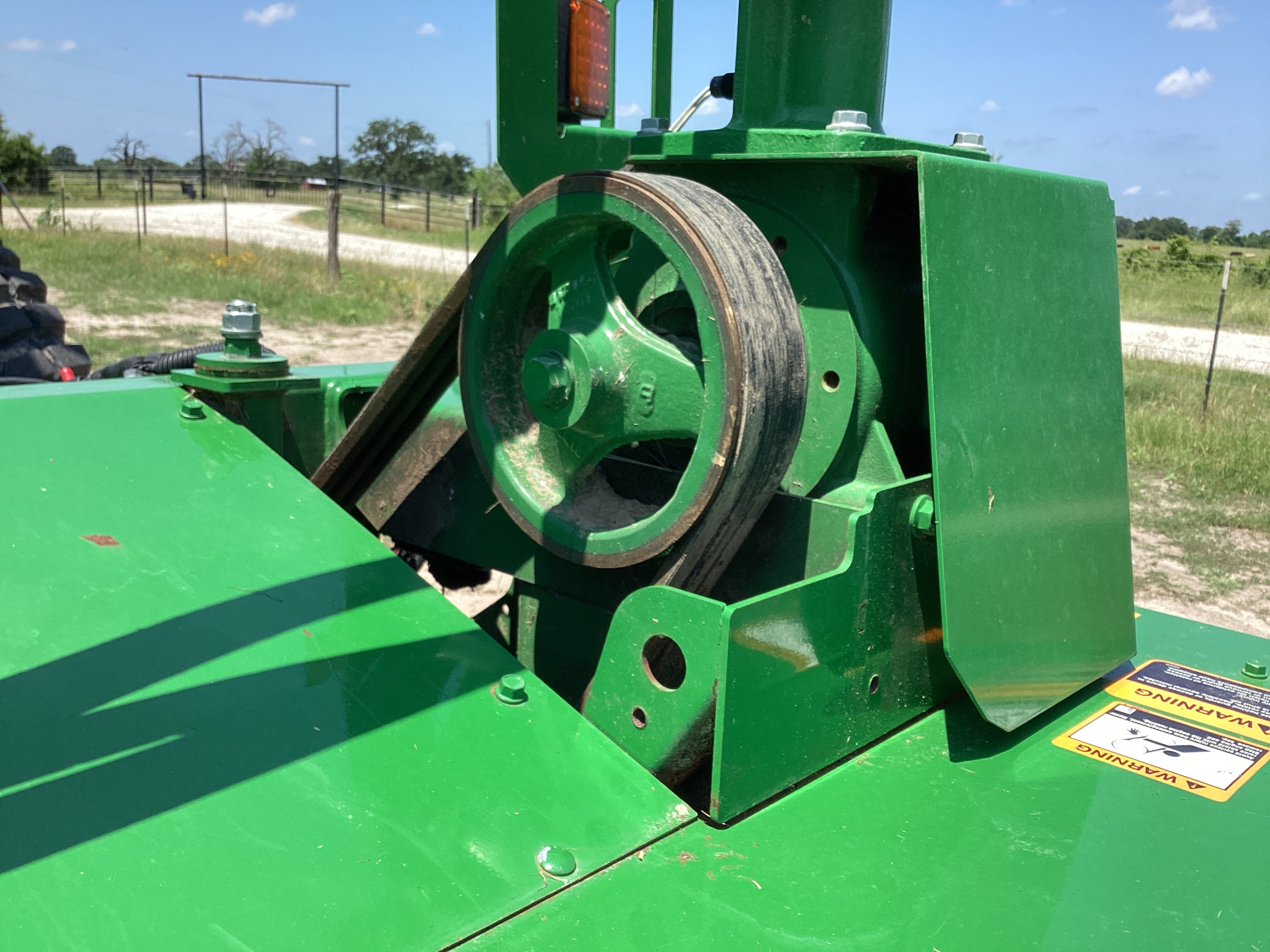 2022 John Deere W200M Image 35