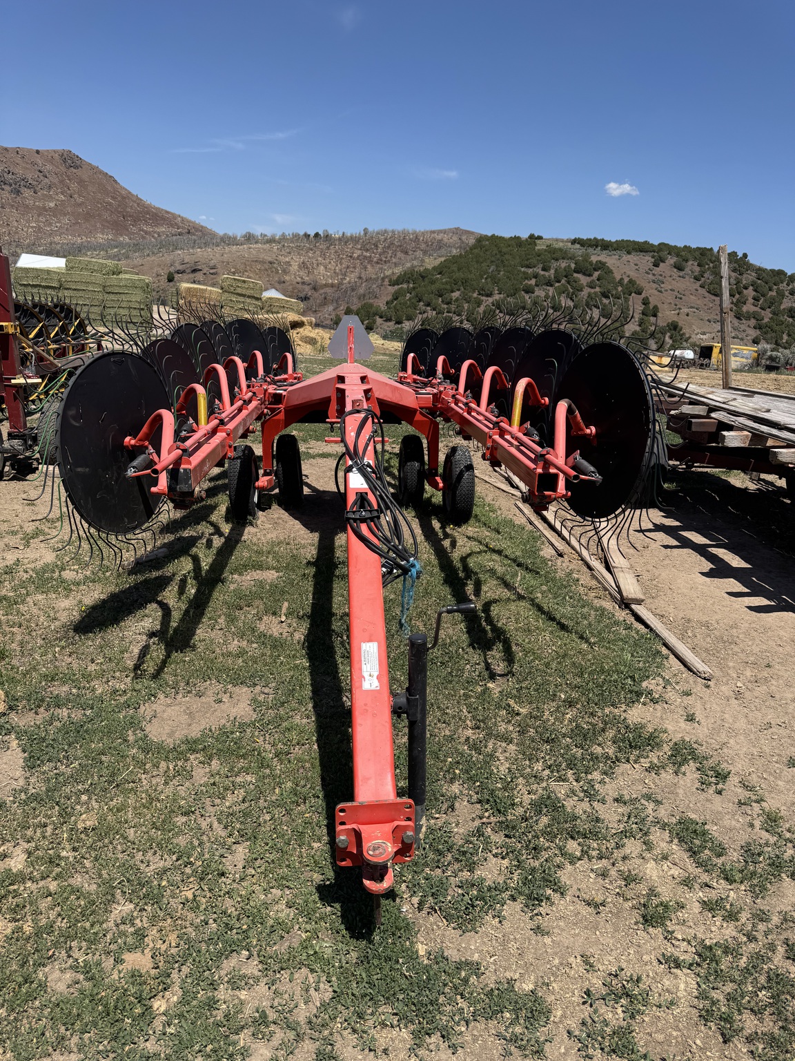 Kuhn SR300 Image 2