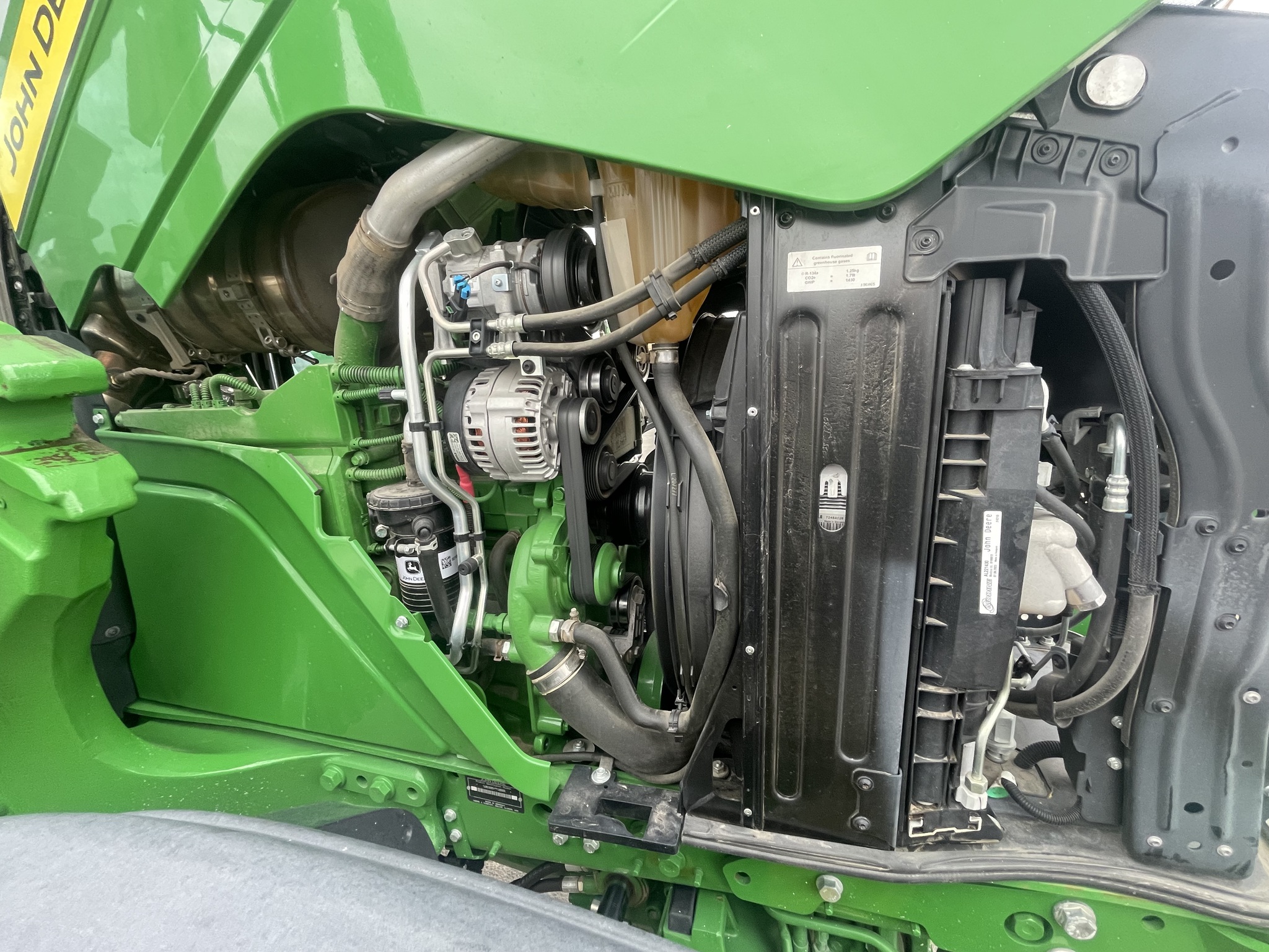 2023 John Deere 6R 165 Image 18