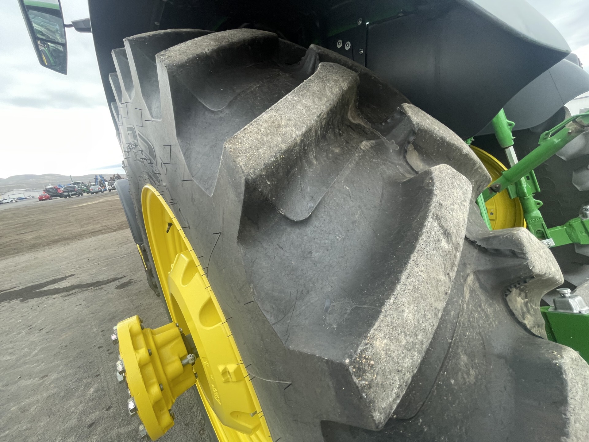 2023 John Deere 6R 165 Image 10