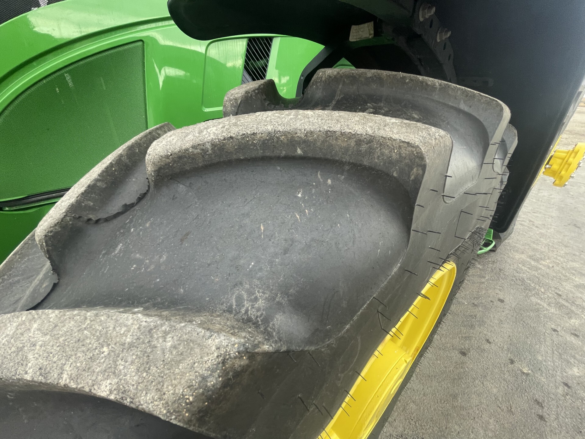 2023 John Deere 6R 165 Image 12