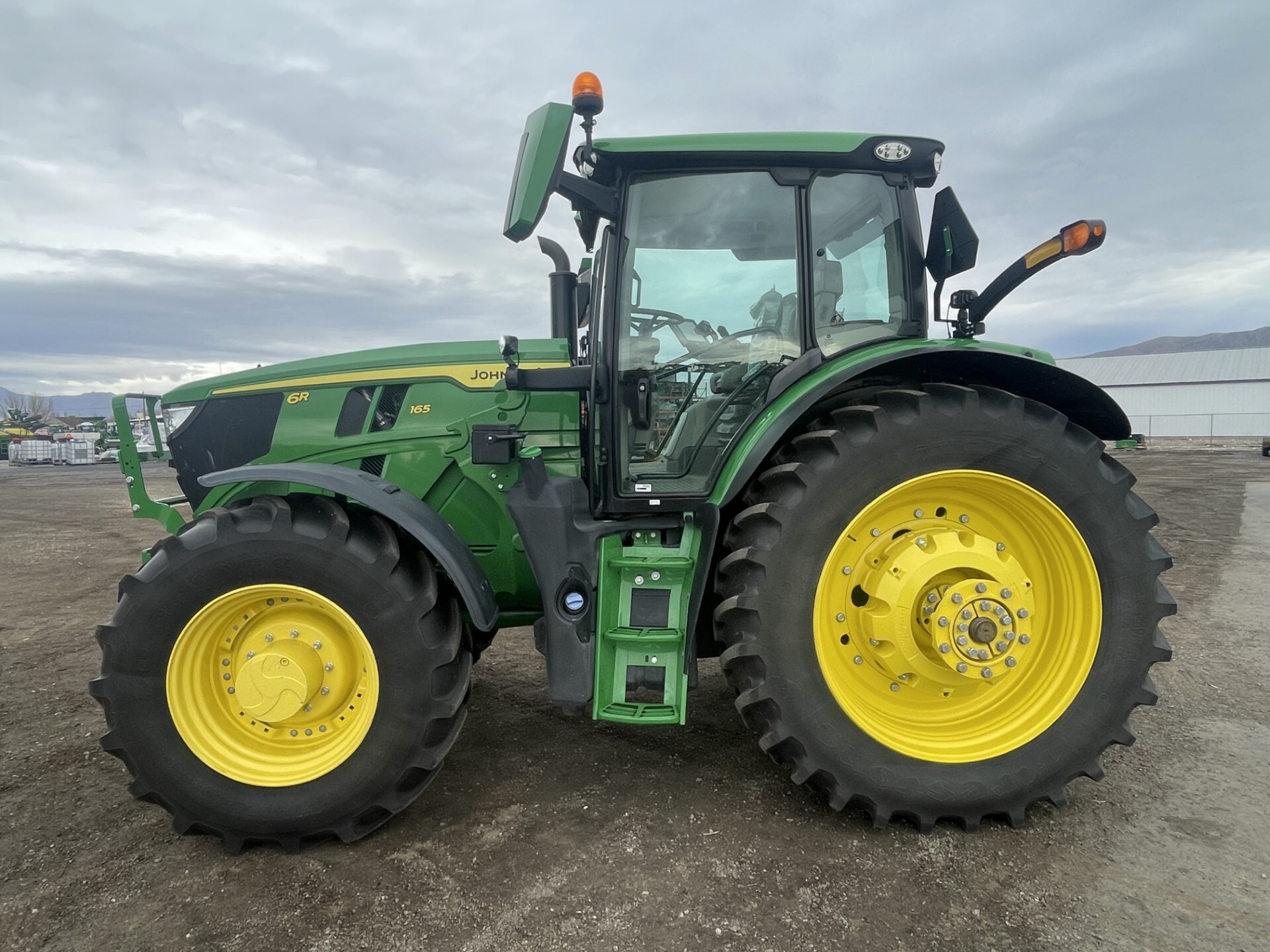 2023 John Deere 6R 165 Image 8
