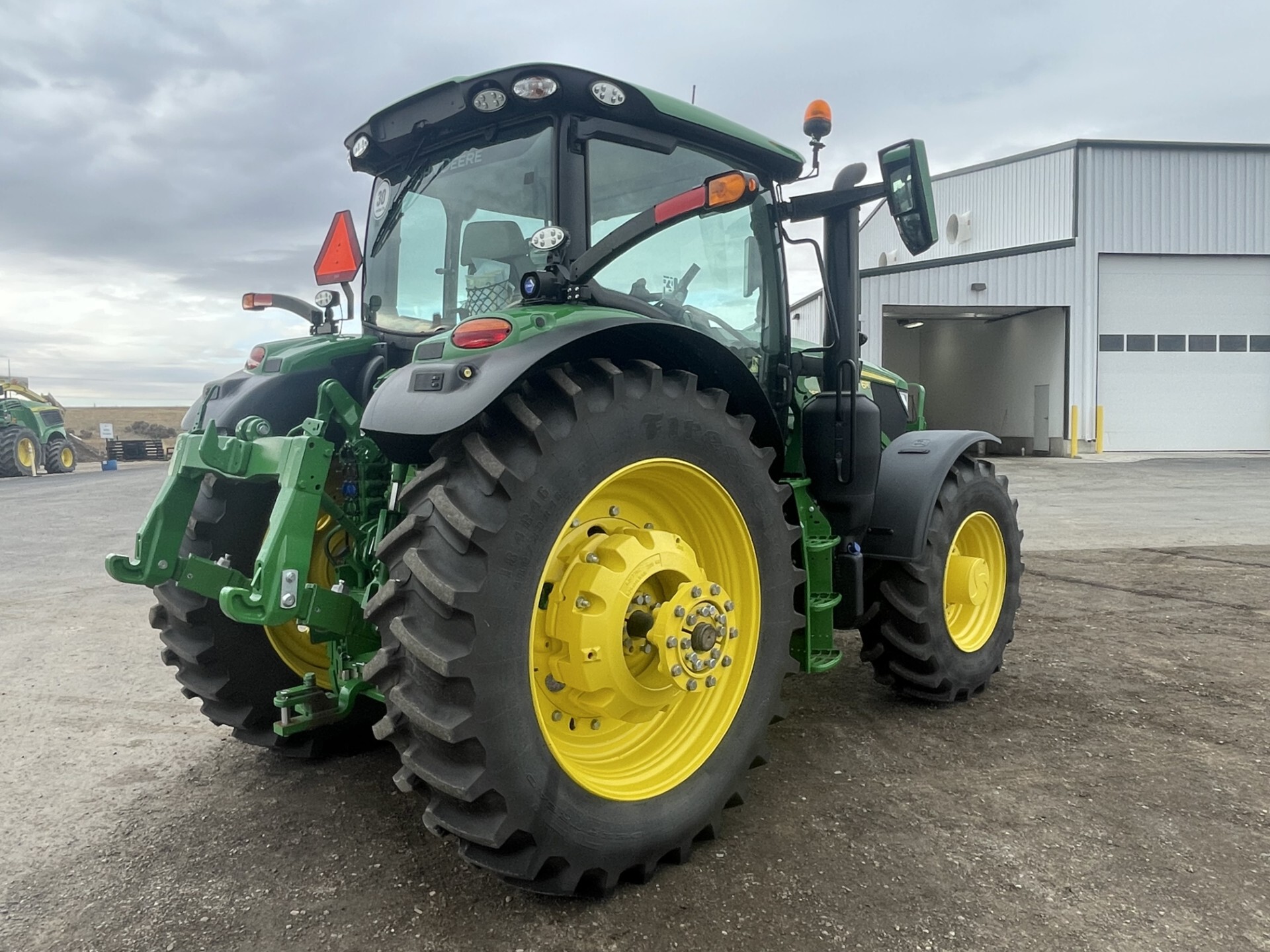 2023 John Deere 6R 165 Image 5