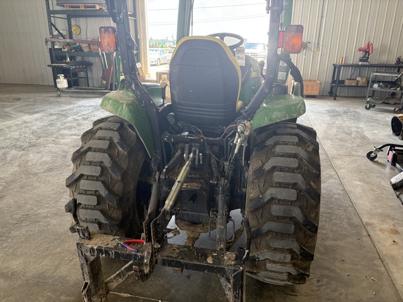 Photo of 2006 John Deere 3520