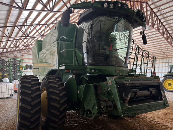 Photo of 2024 John Deere S770