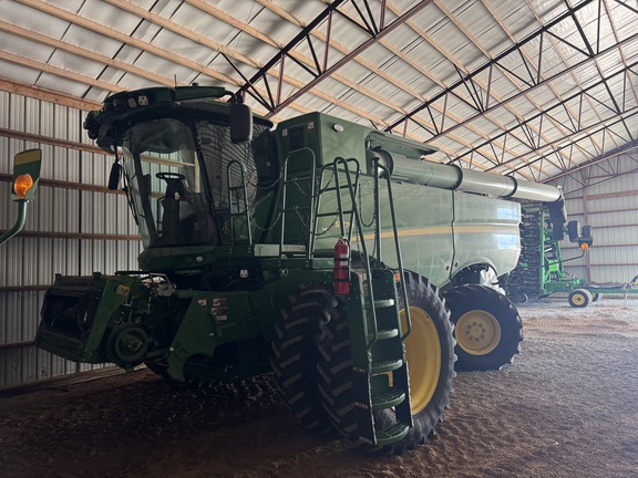 Photo of 2024 John Deere S770
