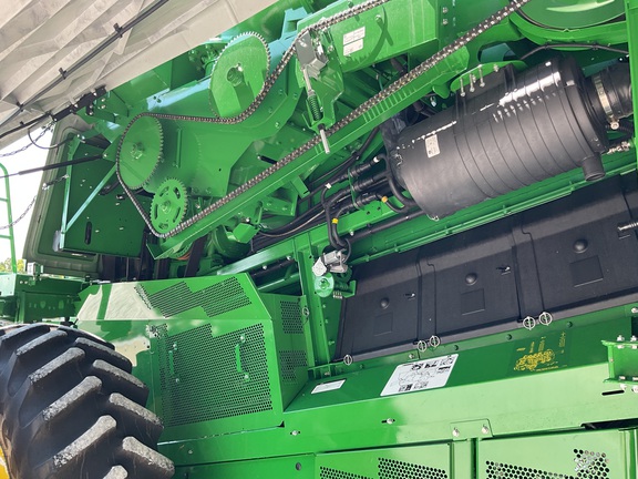 Photo of 2024 John Deere S770