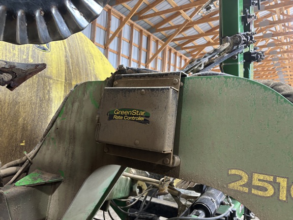 Used 2013 John Deere 2510L Nutrient Application at Koenig Equipment in Anna, OH - Photo17