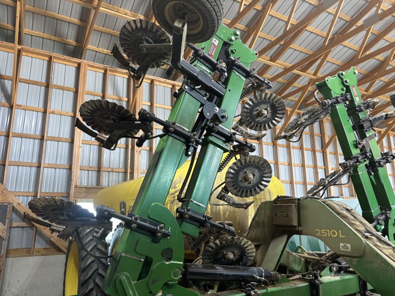 Used 2013 John Deere 2510L Nutrient Application at Koenig Equipment in Anna, OH - Photo18