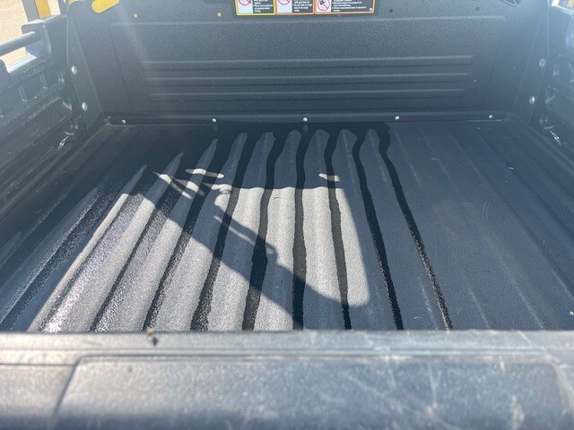  2021 John Deere XUV 835M at Heritage Tractor in West Plains, MO