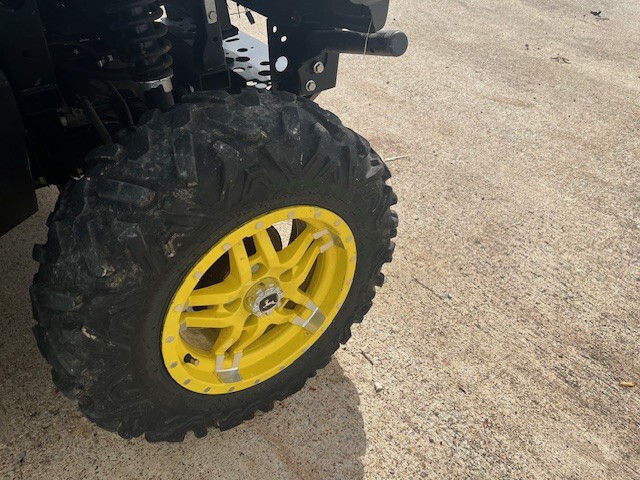  2021 John Deere XUV 835M at Heritage Tractor in West Plains, MO