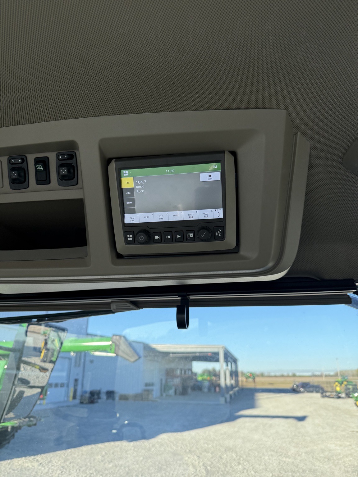 2024 John Deere 8R 340 Image 12