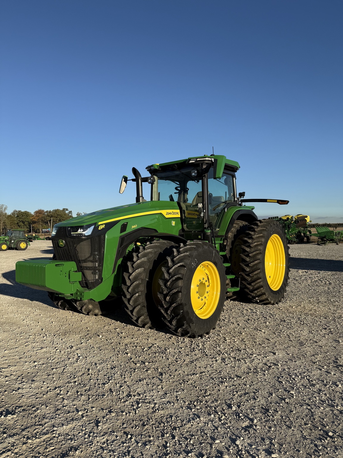 2024 John Deere 8R 340 Image 1