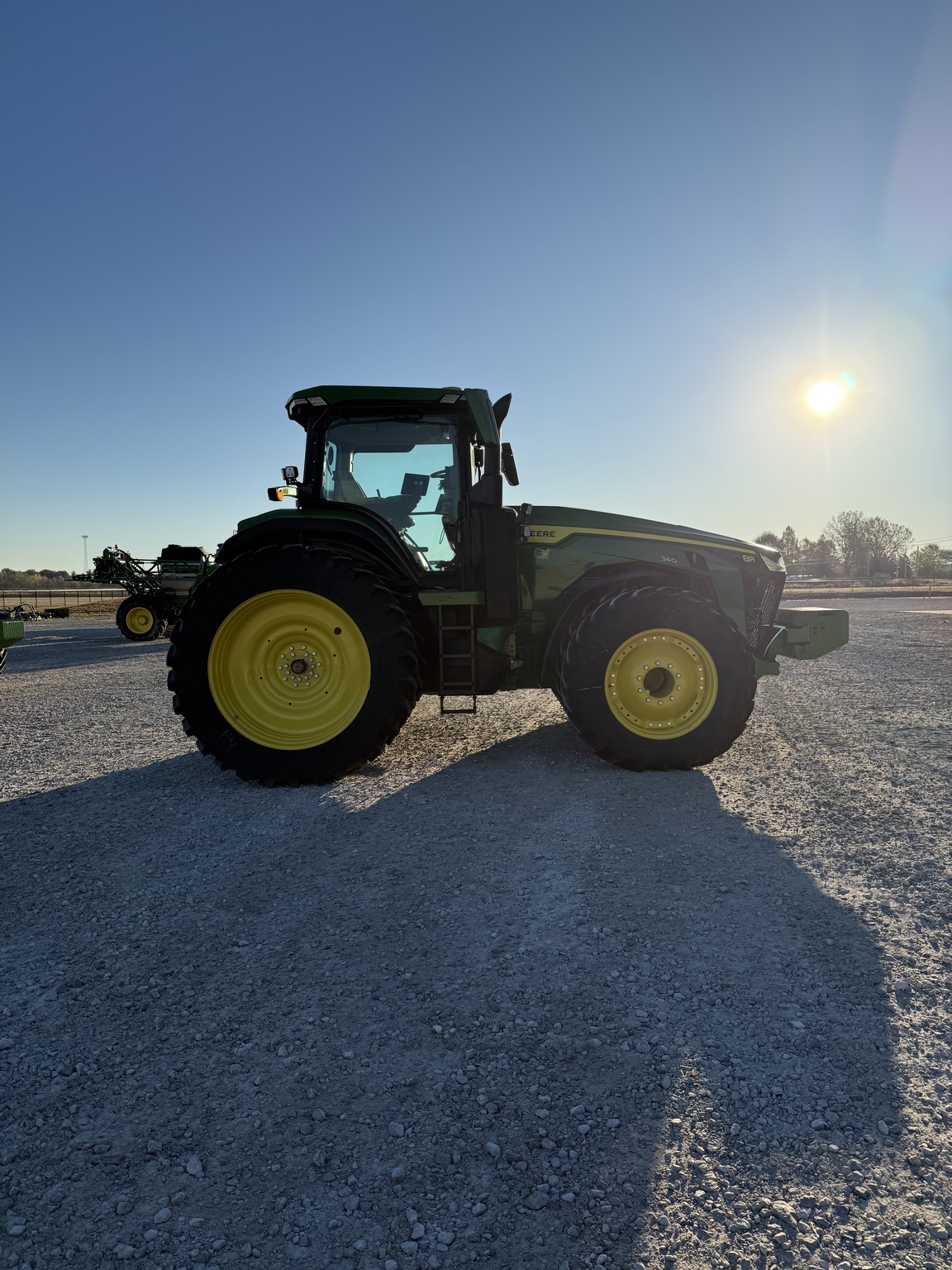 2024 John Deere 8R 340 Image 4