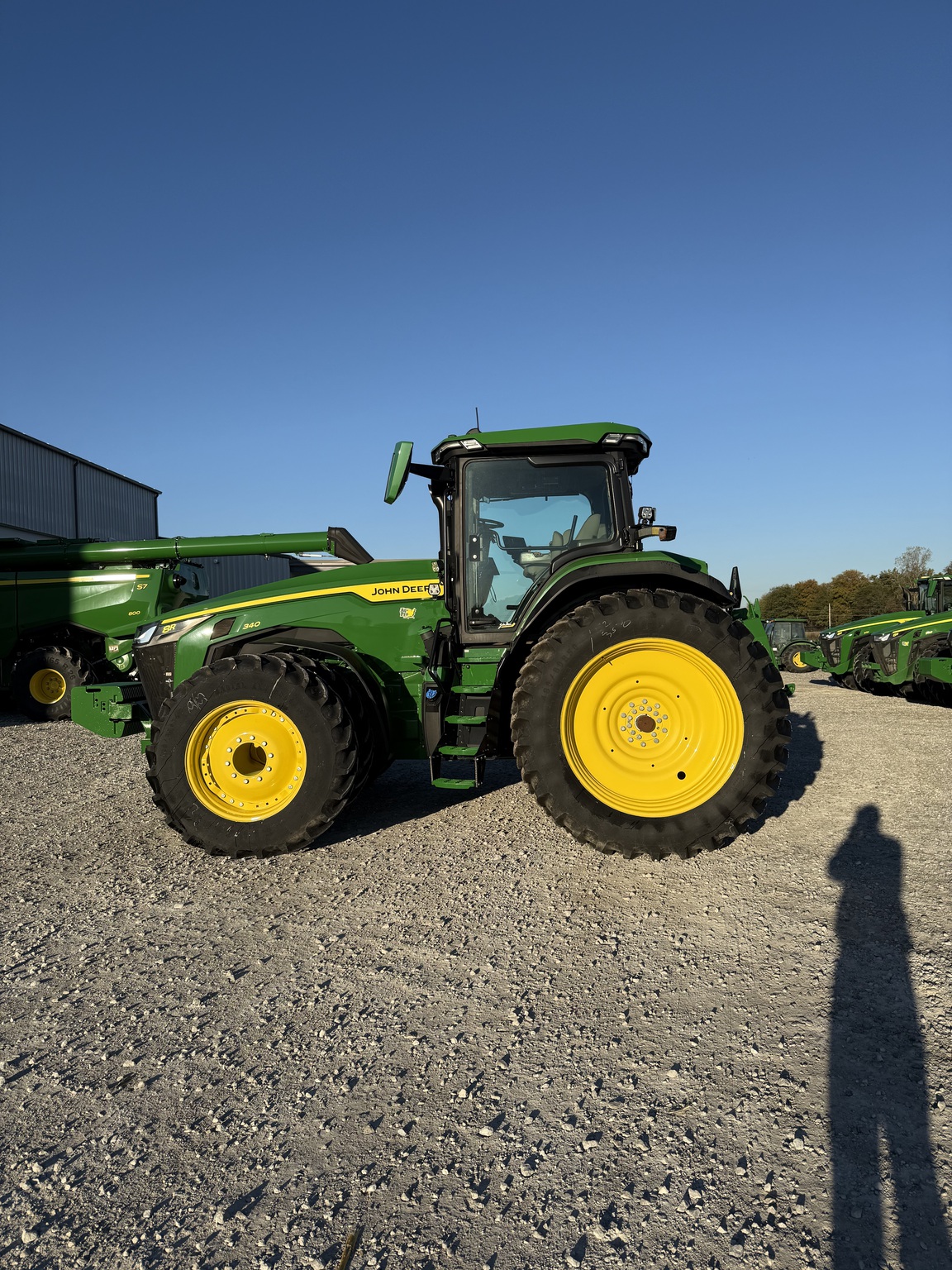 2024 John Deere 8R 340 Image 8