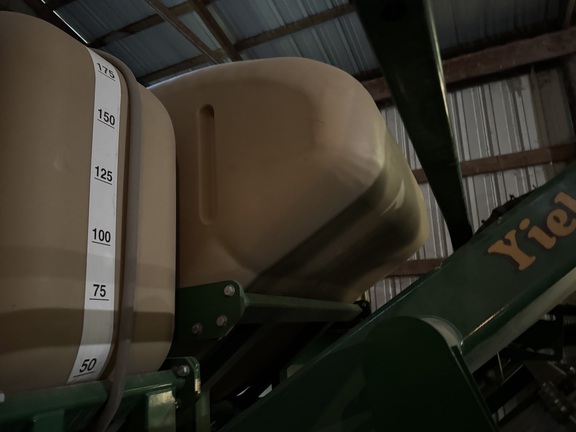 2012 Great Plains YP1625A-32TR - Photo28