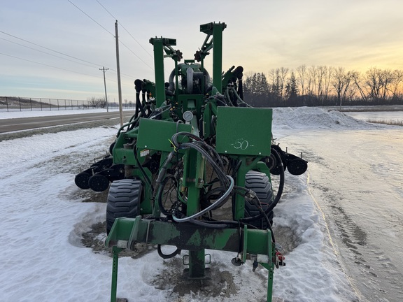 2012 Great Plains YP1625A-32TR - Photo19