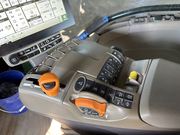 Used 2025 John Deere 8R 310 Row Crop Tractors at Koenig Equipment in Urbana, OH - Photo6