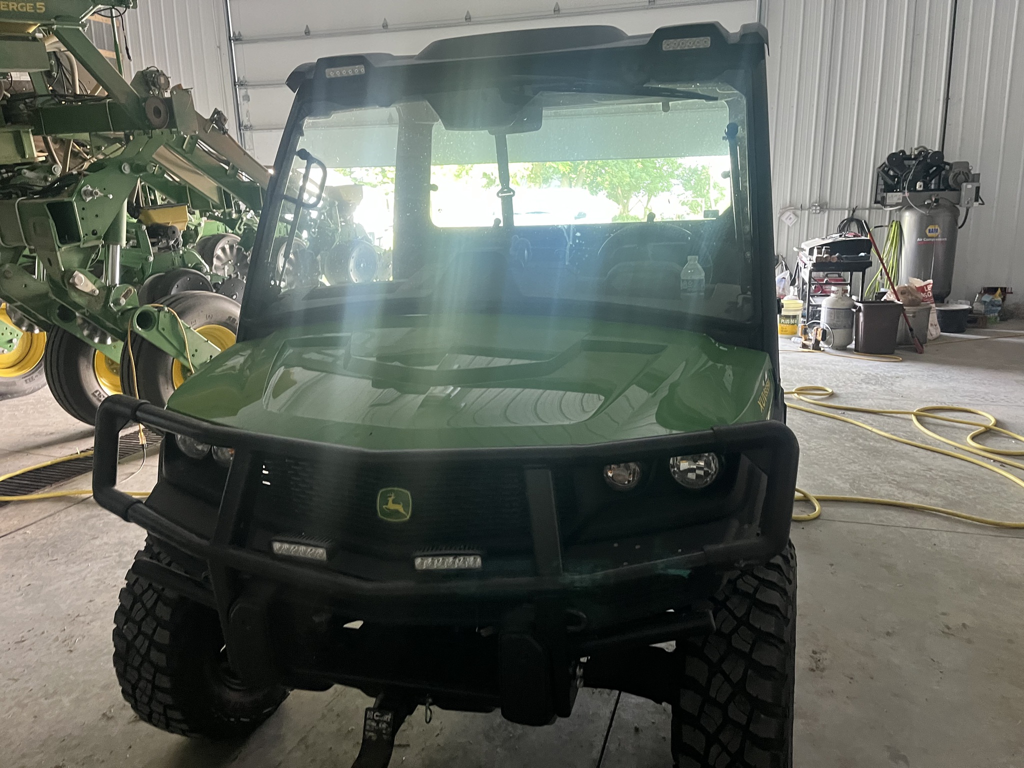 2023 John Deere XUV 835M Image 6