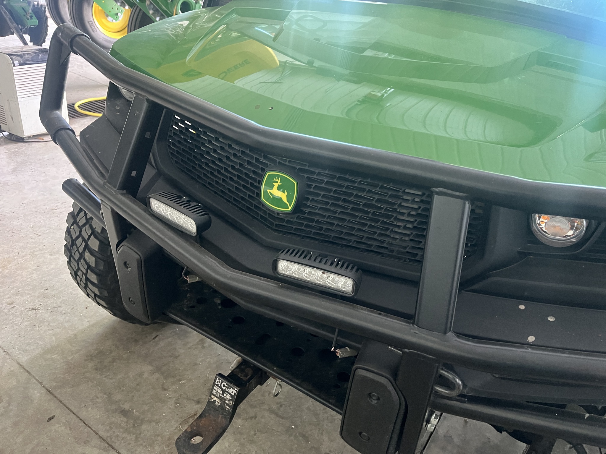 2023 John Deere XUV 835M Image 9