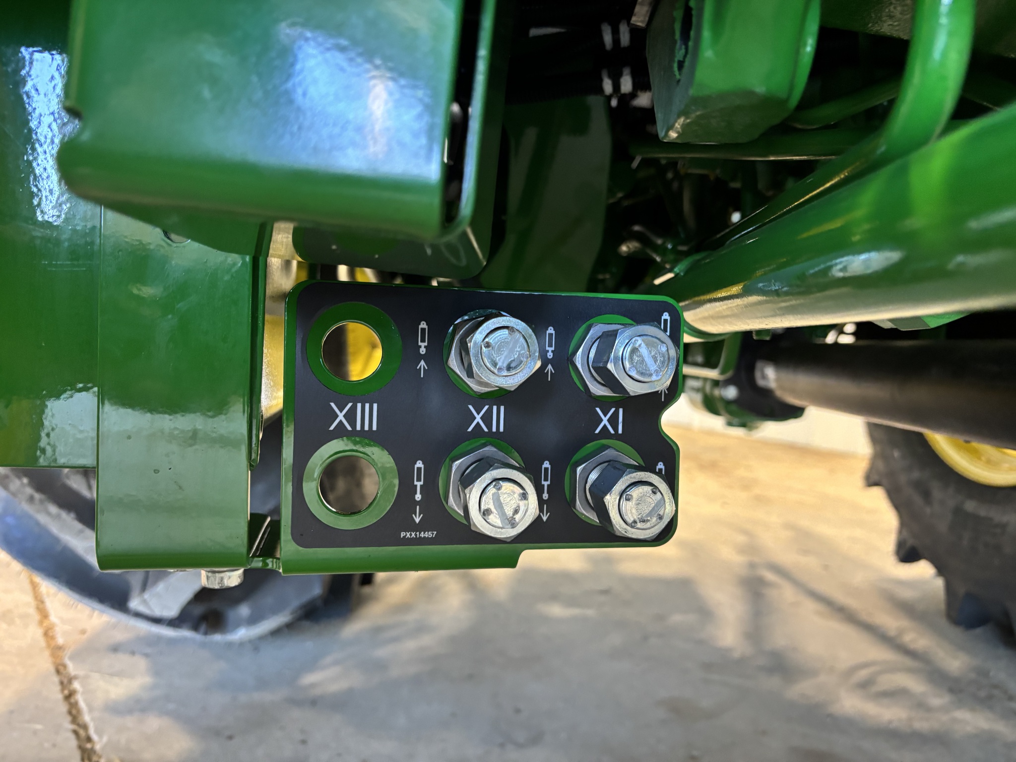 2025 John Deere 5075E Image 10