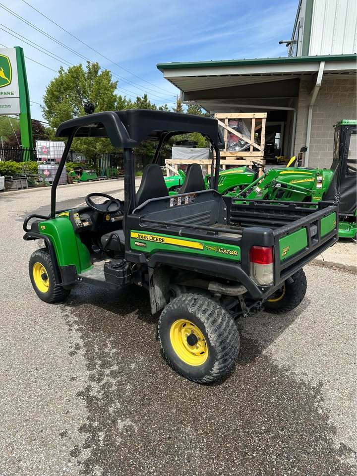 2010 John Deere XUV 825I GREEN Image 3