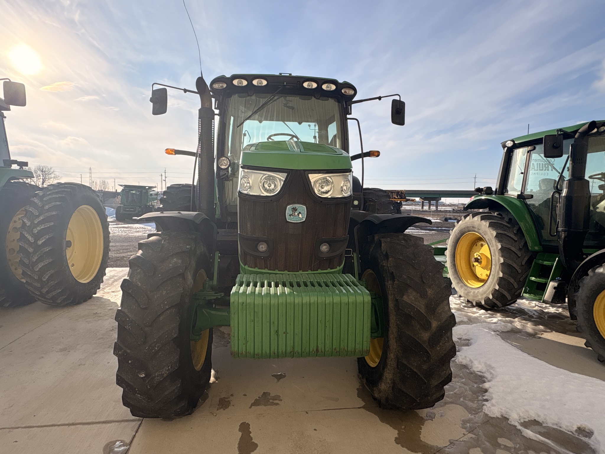 2013 John Deere 6190R Image 3