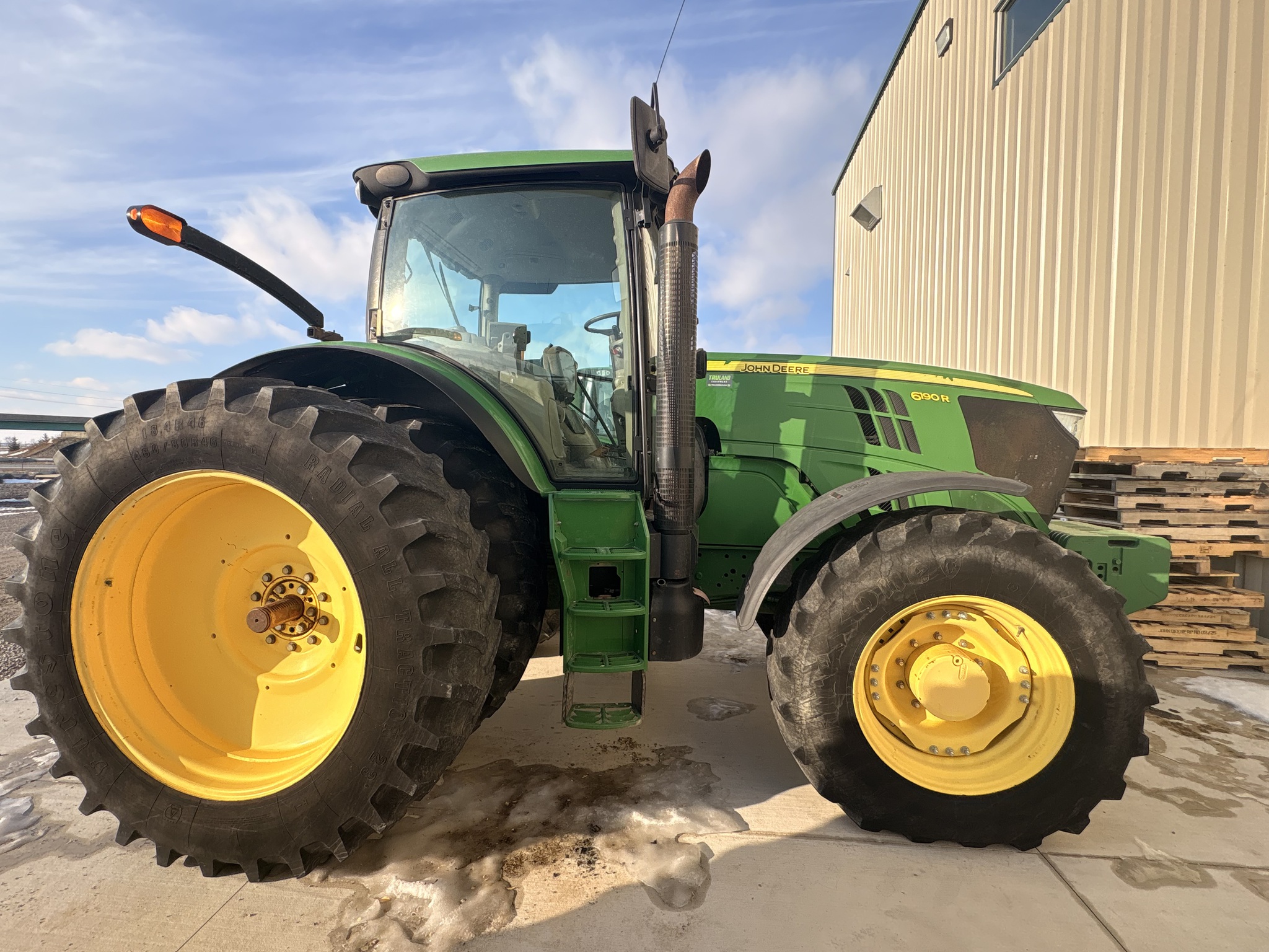 2013 John Deere 6190R Image 5