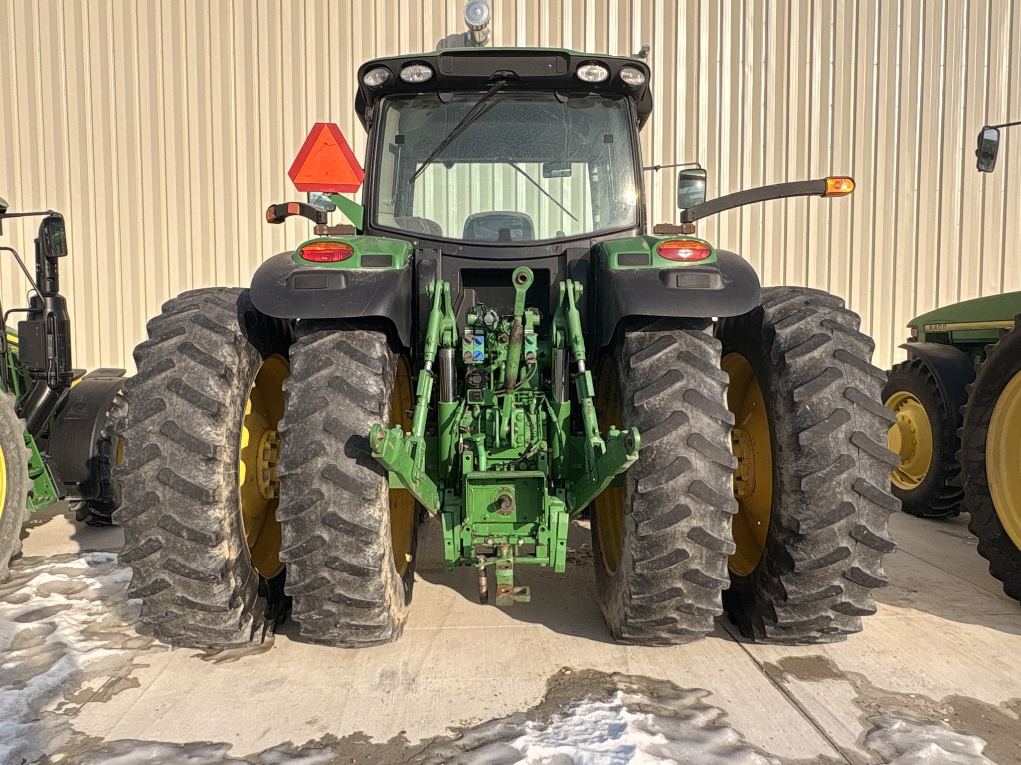 2013 John Deere 6190R Image 7