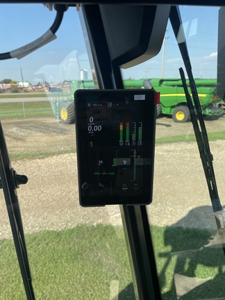 Used 2025 John Deere X9 1100 Combines at Horizon Ag & Turf in Westlock, AB - Photo9