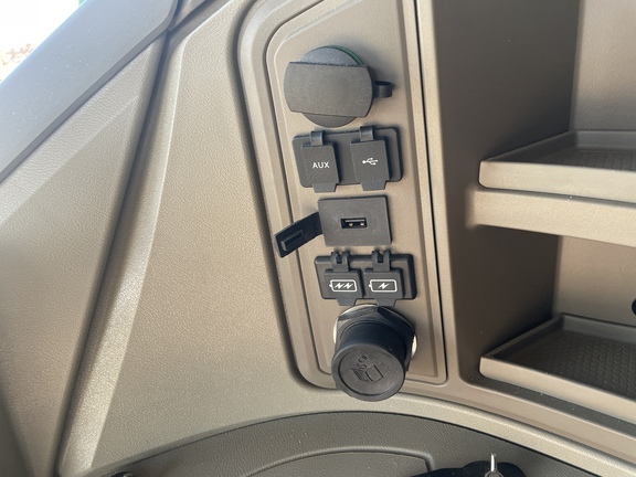 Used 2025 John Deere X9 1100 Combines at Horizon Ag & Turf in Westlock, AB - Photo11