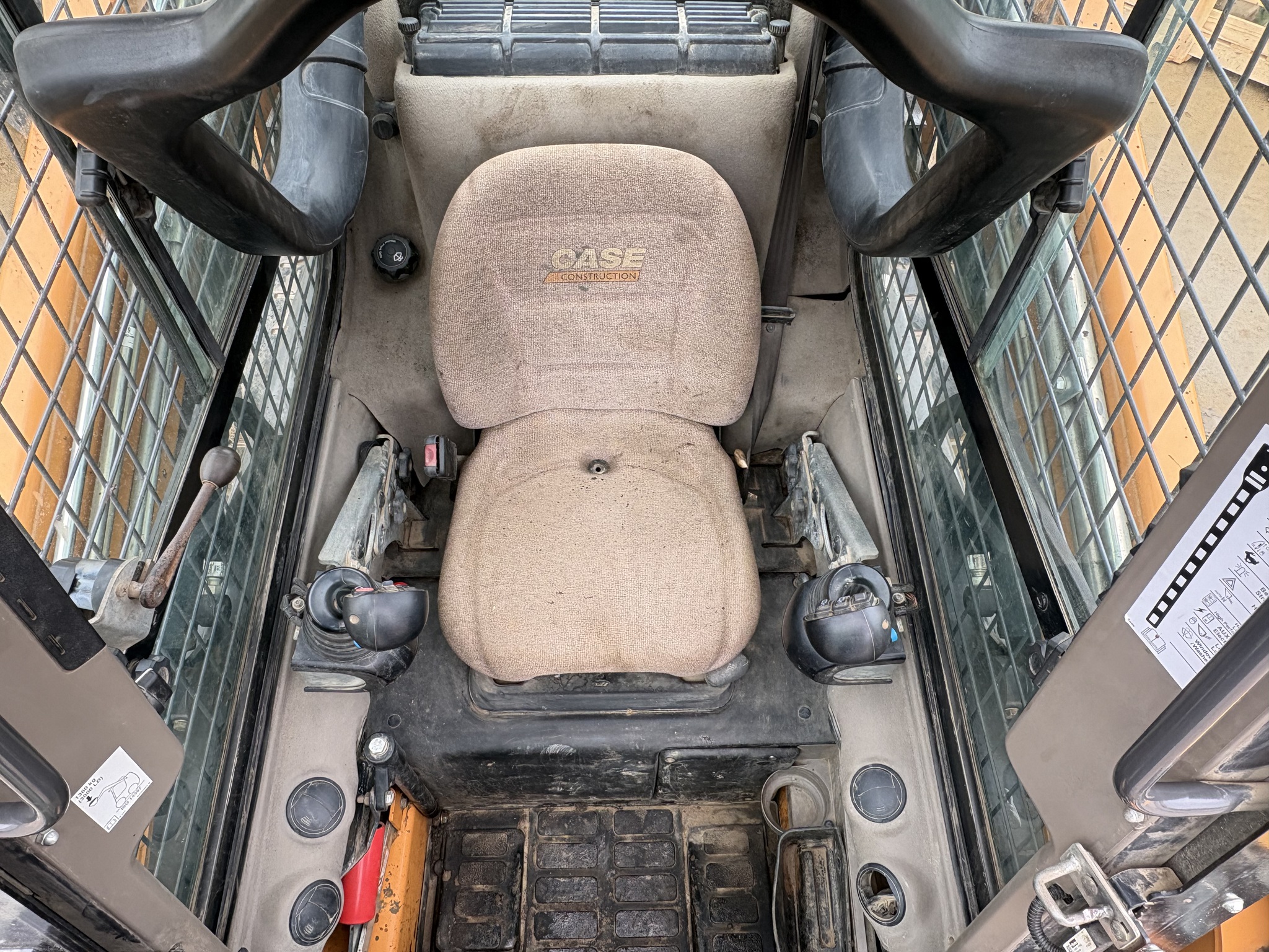 2016 Case SV300 Image 6