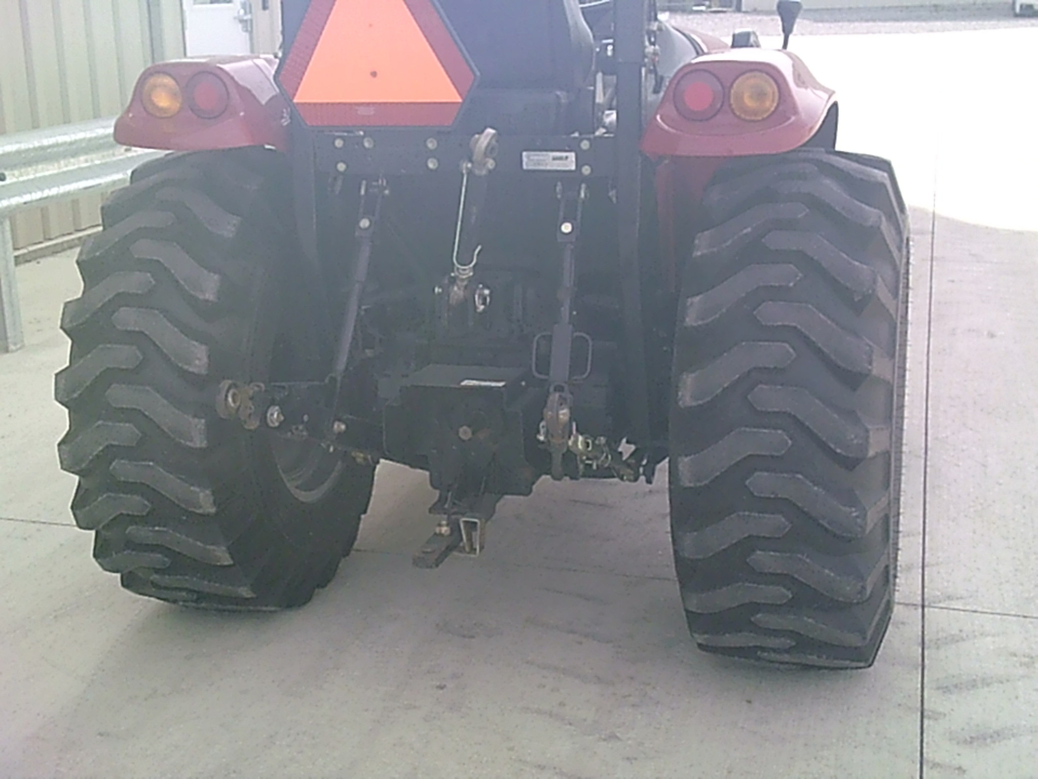 2014 Case IH Farmall 35C Image 4
