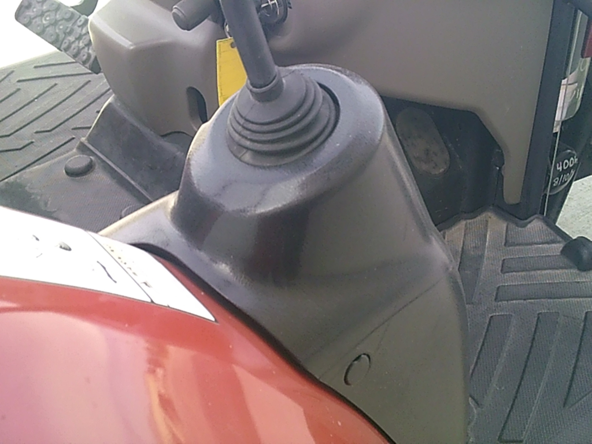 2014 Case IH Farmall 35C Image 9