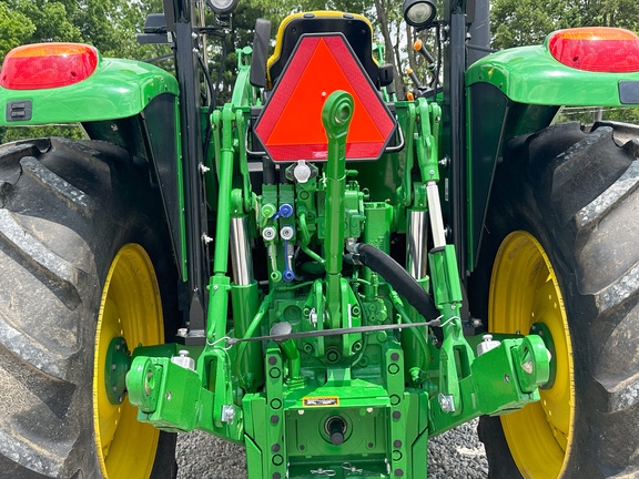 2024 John-Deere 6120M