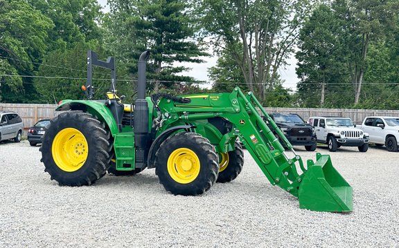 2024 John-Deere 6120M