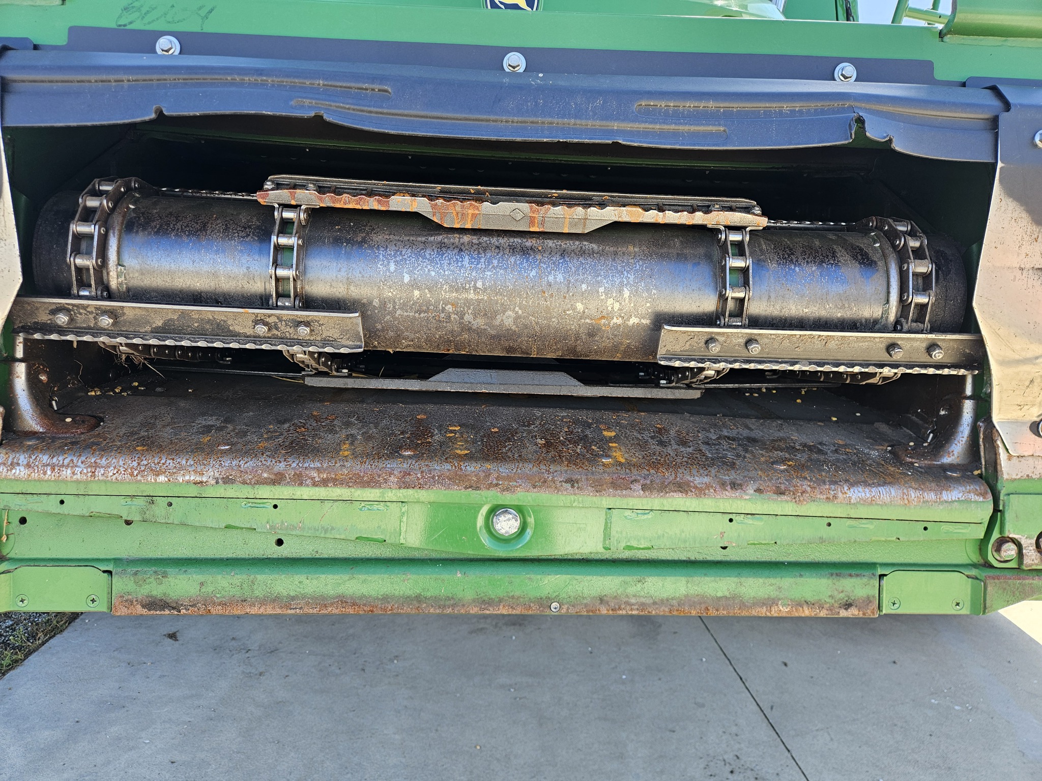 2017 John Deere S680 Image 17